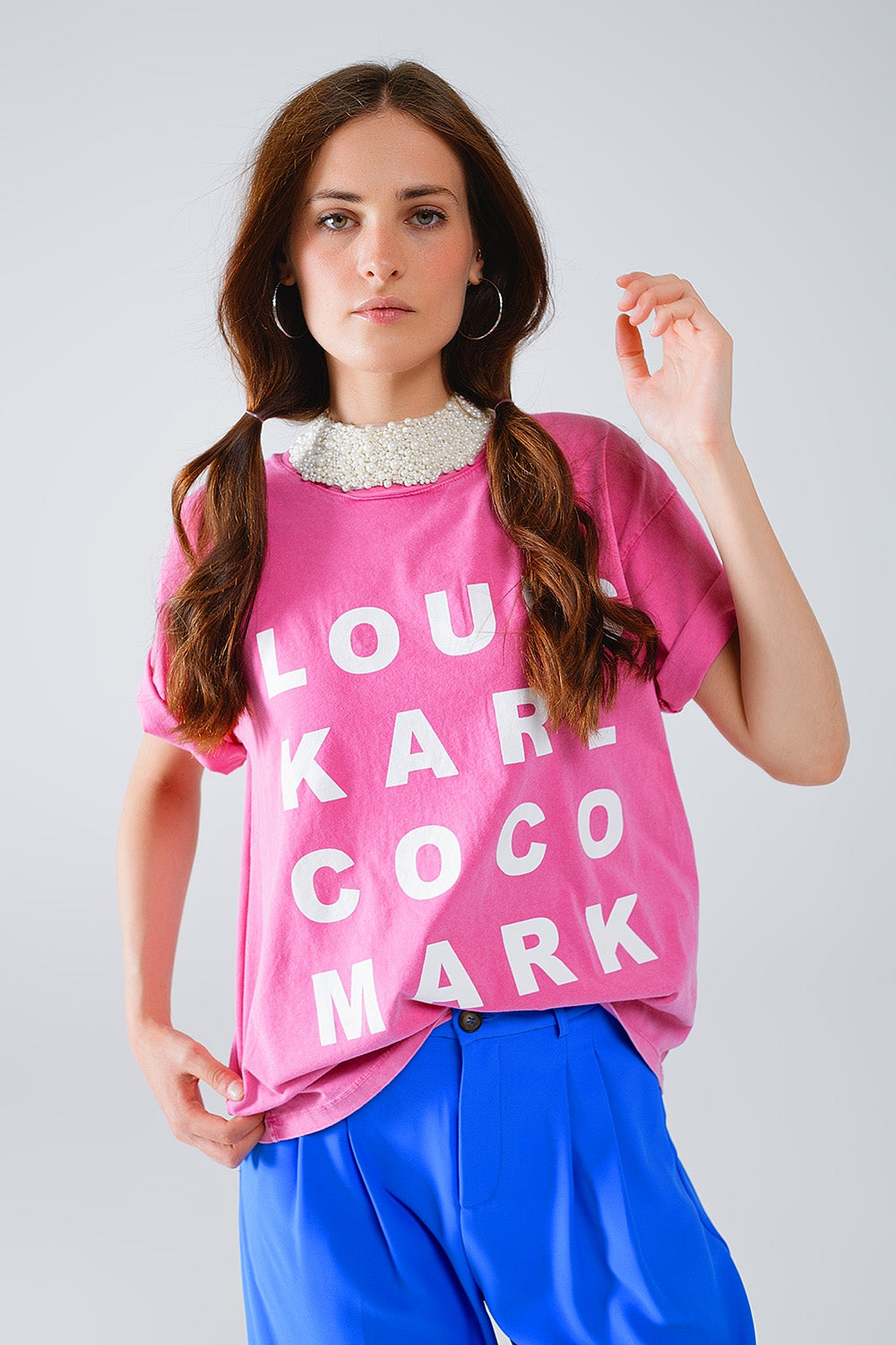 Fuchsia graphic t-shirt with fashion designer names Louis Karl Coco and Mark, relaxed fit women's tee made in Italy